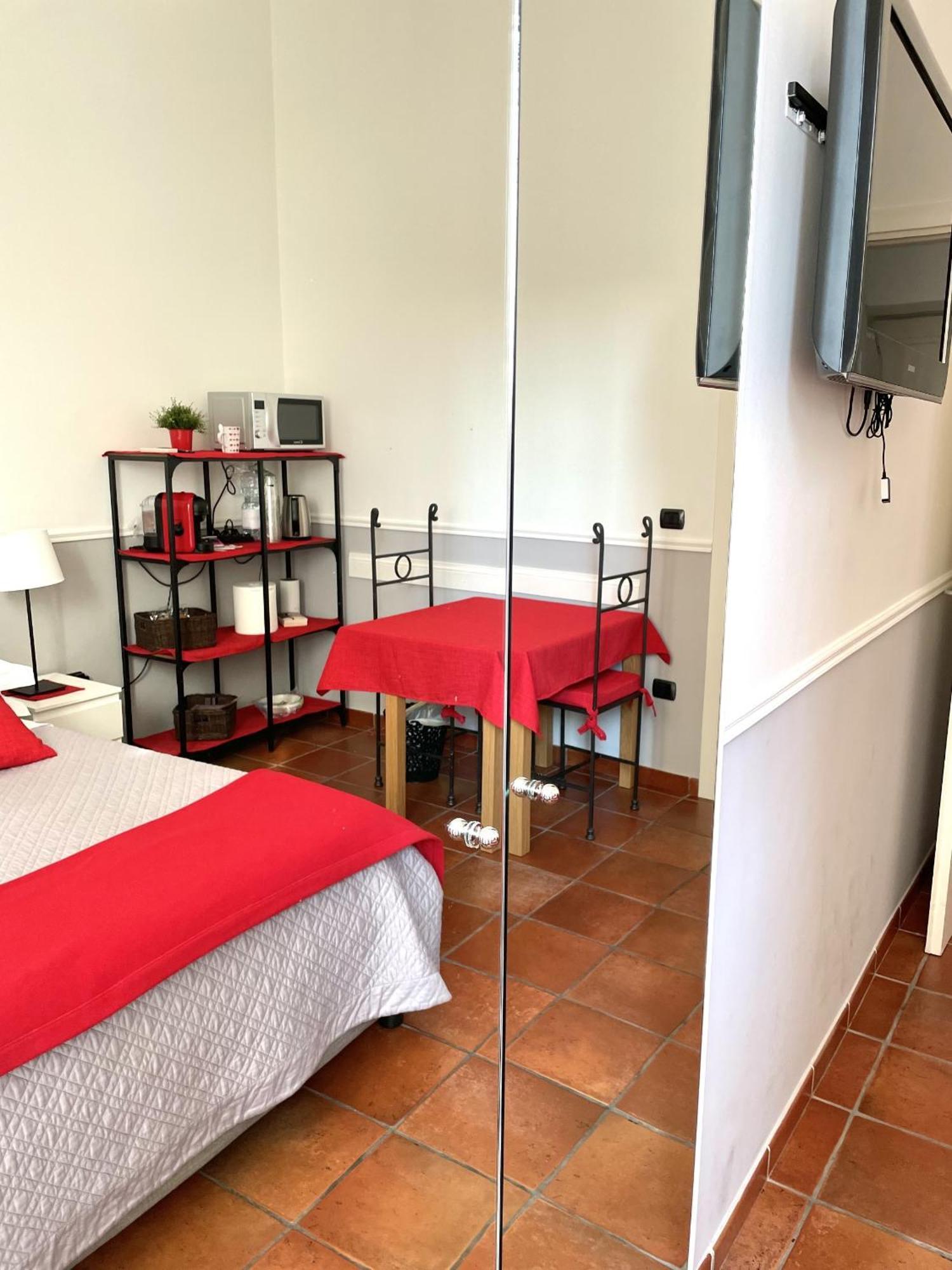 Residenza Chiaia Bed & Breakfast Наполи Екстериор снимка