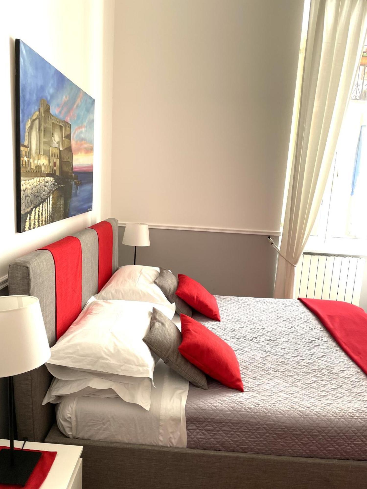 Residenza Chiaia Bed & Breakfast Наполи Екстериор снимка